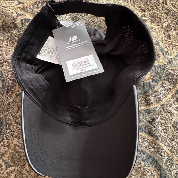 New New Balance Running Cap - Picture 2 of 5